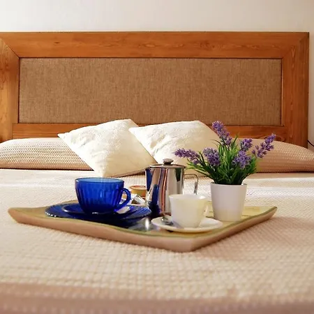 فندق مبيت وإفطار Domo Mea *